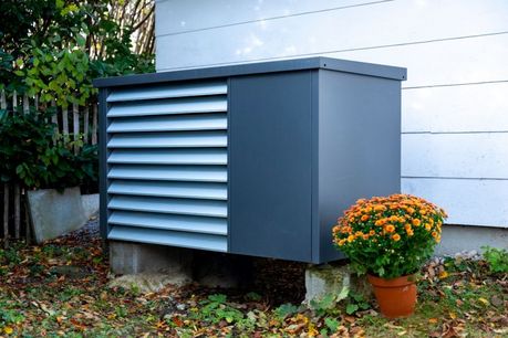 Wärmepumpe draußen